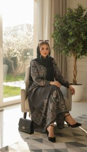 ساحلی یقه چین دار